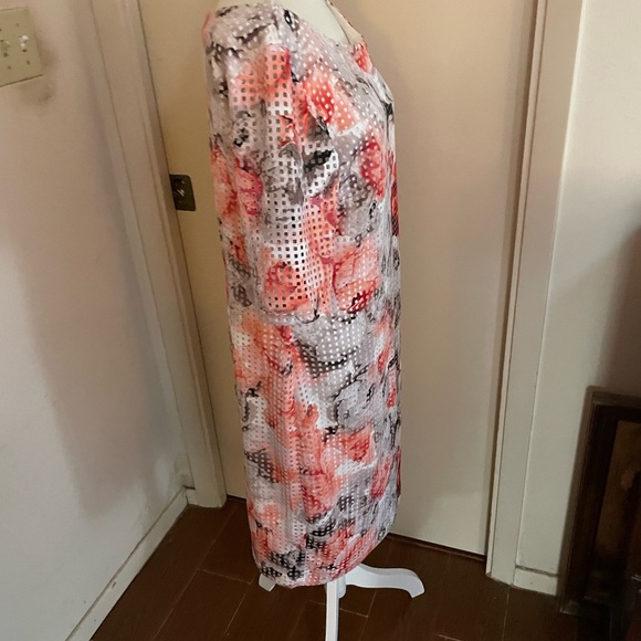 SANDRA Darren sheath Dress Sz 16 mesh floral print short Sleeve white peach gray - Picture 6 of 12